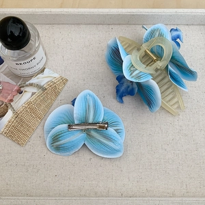 Eleganter blauer Orchideen-Haarclip und Haarnadel Set für sommerliches Haar-Styling