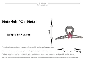 Vue détaillée d'une grande pince à cheveux étoile argentée de 11,5 cm par 4 cm