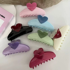 Large Heart Hair Claw Clip Oversized Dopamine Color Contrast Love Hair Catch Plastic Hair Accessories For Women Hair Styling Hair Grip
