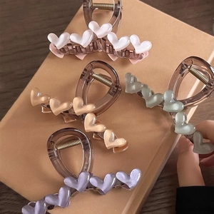 Pince à Cheveux Cœur Style Coréen Acrylique Résine Mate Nacrée Pince Requin Accessoires de Coiffure Mode Simple pour Femmes