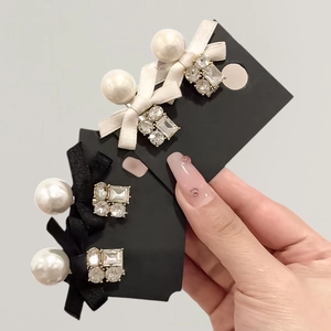 Sweet Bowknot Hair Clip With Faux Artificial Pearl And Zircon Alloy Duckbill Clip For Women Side Clip Elegant Hair Accessories