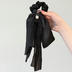Elegant Satin Bowknot Scrunchie With Long Lace Streamers And Faux Artificial Pearl Vintage Hair Ties For Women Hair Accessories