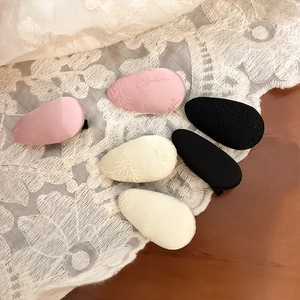 Elegant jacquard fabric teardrop hair clip set in pink, beige and black tones