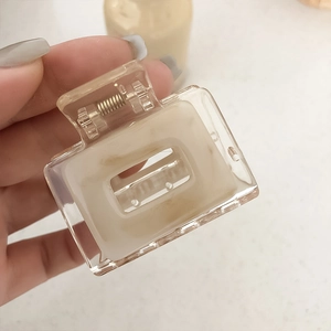 Minimalist square marble hair claw clip with gold spring for women hair styling