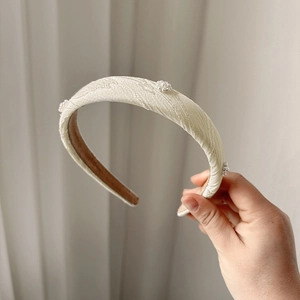 Elegant beige jacquard floral headband with pearl and silver embroidery for hair styling