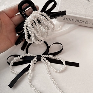 Set elegante di molletta per capelli e elastico stile francese con perle bianche