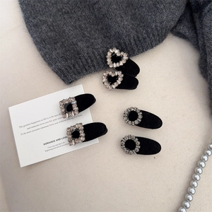 Vintage Velvet Rhinestone Hair Clips For Women Elegant Black Heart Round Square Duckbill Side Clips Hair Ornaments