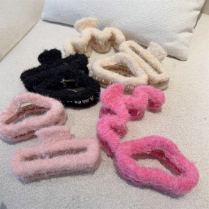 Women Sweet Plush Hair Claw Clip Soft Faux Fur Hairpin Solid Color Cloud Wave Square Shape Large Winter Hair Accessories
