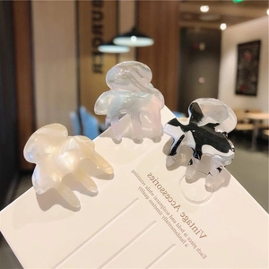 Mini acetate hair claw clips set with marble, pearlescent and gradient patterns for women