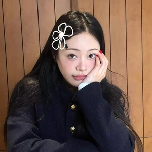 Korean Style Large White Imitation Artificial Pearl Flower Hair Clip Sweet Floral Bangs Clip Elegant Handmade Side Hair Accessory