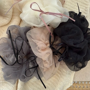 Chouchous élégants en organza avec longs rubans en quatre couleurs classiques de ballet