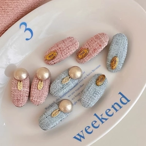 Elegant Tweed Artificial Pearl Hair Clips For Women Sweet Alloy Letter Decor Side Bangs Clips Fashion Hair Accessories For Girls