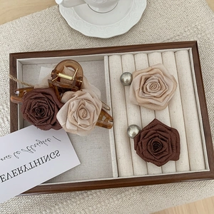 Vintage French Fabric Rose Flower Hair Claw Clip Elegant Artificial Pearl Embellished Hair Clips For Women Daily Hair Accessories