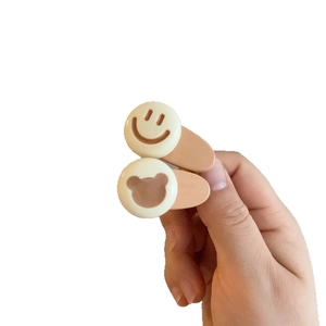 Lot de deux jolies barrettes à cheveux avec smileys et oursons marrons pour filles