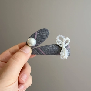 Pince à Cheveux en Tissu à Carreaux Gris Style Coréen Douce Fausse Künstliche Perle Nœud en Künstliche Perles Pince Bec de Canard Femme Accessoires