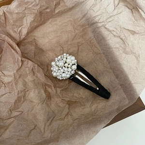 Elegant duckbill hair clip with white faux pearls and crystal rhinestones decoration