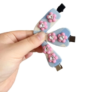 Three-piece set of sweet blue and white checkered hair clips with pink floral heart rhinestones