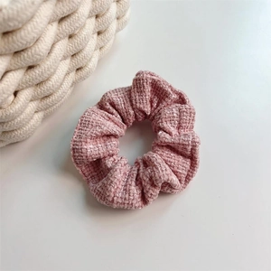 Scrunchie in tweed rosa con trama a maglia ed elegante stile coreano per capelli