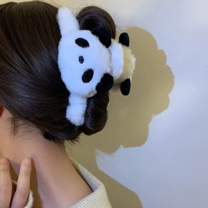 Pince à cheveux panda en peluche mignonne pour coiffures chignons automne hiver