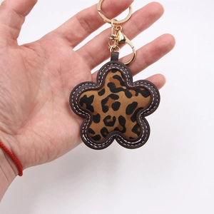 Leopard Print Flower Faux Leather Keychain Alloy Gold Metal Clip Floral Bag Pendant For Women Trendy Accessories Keyring