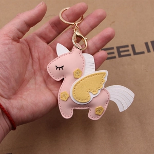 Handmade PU Leather Unicorn Pegasus Keychain Bag Charm Gold Metal Hook Stitched Animal Decoration Gift For Women Girls