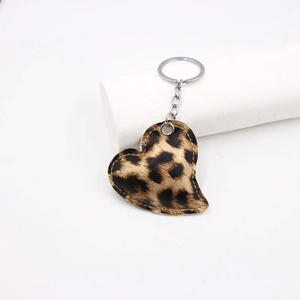 Fashion Heart Shaped Leopard Print PU Leather Keychain For Bag Charm Women Car Key Ring Decorative Accessory Pendant