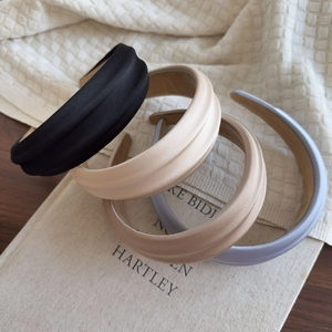 Korean Style Padded Satin Wide Headband For Women Plain Solid Color Hair Hoop Elegant Fashion Hair Accessories For Daily Wear