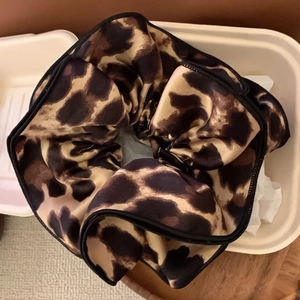 Stylish double-layer leopard print scrunchie with black piping for ponytail hairstyles