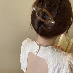 Pinza per capelli marrone traslucida stile francese per acconciature eleganti