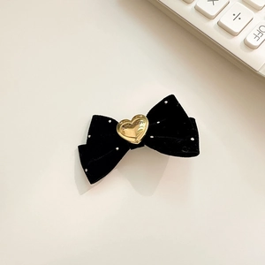 Barrette à cheveux en velours noir avec cœur doré fait main et rivets argentés