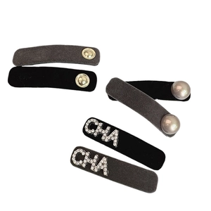 Elegant 6-piece velvet BB hair clip set with pearls and rhinestones in black and grey