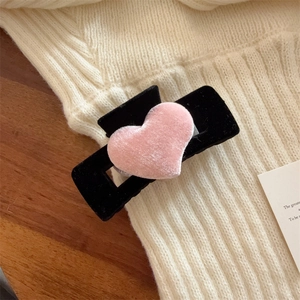 Pince à Cheveux Femme Grande Cœur en Velours Élégante Noir Rose Alliage Pince Crabe Automne Hiver Accessoires Cheveux