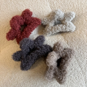 Mollette per capelli a stella in peluche retrò, bordeaux e grigio, accessori in ecopelliccia
