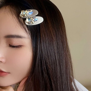 Sparkling aurora rhinestone hair clip set on matte silver duckbill barrettes for women