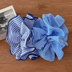 Lot de chouchous surdimensionnés à rayures bleues de style coréen sur bois
