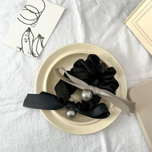 Eleganter Satin Band Scrunchie Mit Glänzendem Künstliche Perlendekor Süßer Koreanischer Bogen Haargummi Für Damen Tägliche Haarschmuck