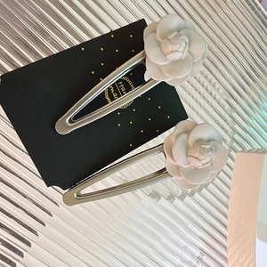 Vintage Elegant White Camellia Hair Clip For Women Handmade Metal Resin Floral Hair Accessories Duckbill Side Clip Headpiece