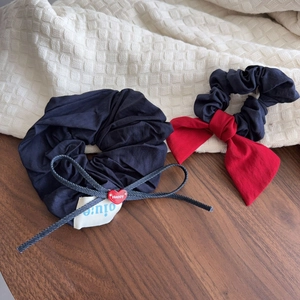 Korean Style Sweet Fabric Scrunchies With Denim Bowknot And Red Happy Heart Pendant Navy Blue Pleated Hair Ties For Women
