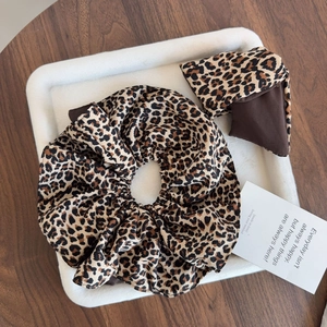 Leopard Print Fabric Scrunchie Coffee Retro Hair Ties Large Hair Claw Clip Fashion Hair Styling Accessories For Women