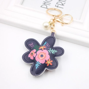 Portachiavi a Forma di Fiore in Pelle PU Con Stampa Floreale Perla Artificial Sintetica e Chiusura a Moschettone Oro per Borsa Donna