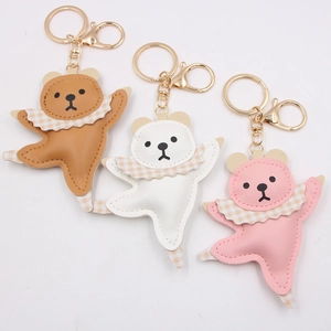 Süßer Cartoon Tanzender Bär PU Leder Schlüsselanhänger Karierter Schal Tier Taschenanhänger Mit Goldenem Metallring Für Damen Kinder