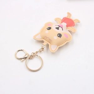 Porte-clés mignon Shiba Inu en robe rouge avec un fermoir mousqueton doré sur fond blanc