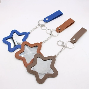 Porte-Clés Miroir De Maquillage Portable En Cuir PU Pour Femmes Forme De Cœur Étoile Fleur Charme De Sac Mini Pendentif Miroir