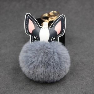 Süßer Französische Bulldogge Pelzimitat Schlüsselanhänger mit goldenem Ring und Leder