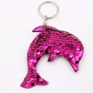 Portachiavi a forma di delfino con paillettes fucsia scintillanti e anello in metallo