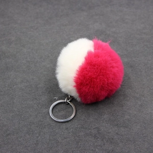 Porte-clés Pompon en Peluche Bicolore Mode pour Sacs Femmes Accessoires de Voiture Anneau de Boule de Fausse Fourrure Pendentif de Sac Doux