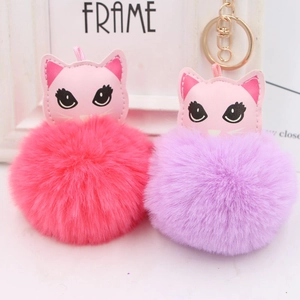 Mignon Porte-clés Chat en Cuir PU et Fourrure Synthétique pour Femmes Bijou de Sac Pendentif Doux Pompon Porte-clés Bijoux Cadeau