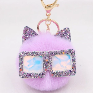Mignon Porte-clés Boule de Peluche Oreille de Chat Avec Lunettes Pailletées Bijou de Sac en Fausse Fourrure pour Femme