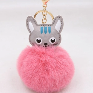 Porte-clés chat mignon en peluche avec tête en cuir PU gris et pompon rose duveteux