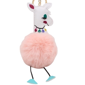 Porte-clés alpaga en peluche rose avec tête en cuir et anneau doré pour sacs